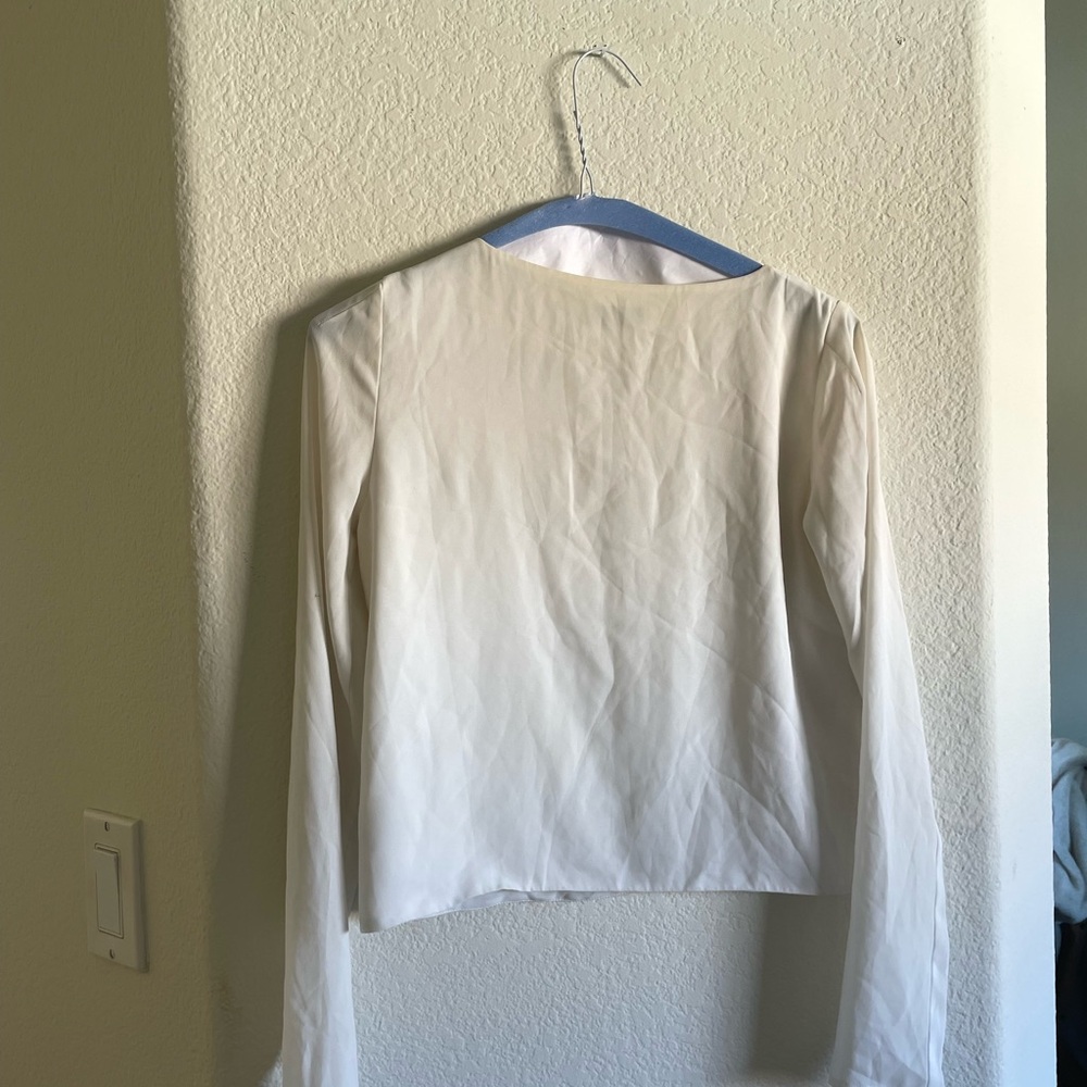 Aritzia Babton Long Sleeve Blouse (Size XS) - Picture 5 of 6